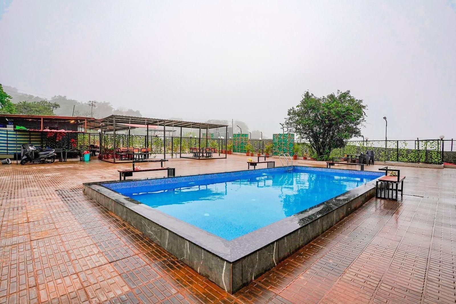 The Jalsa Resort Lonavala Exteriör bild